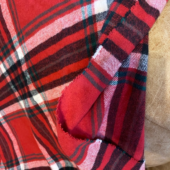Tessilechiti Red Plaid Blanket - Picture 6 of 9